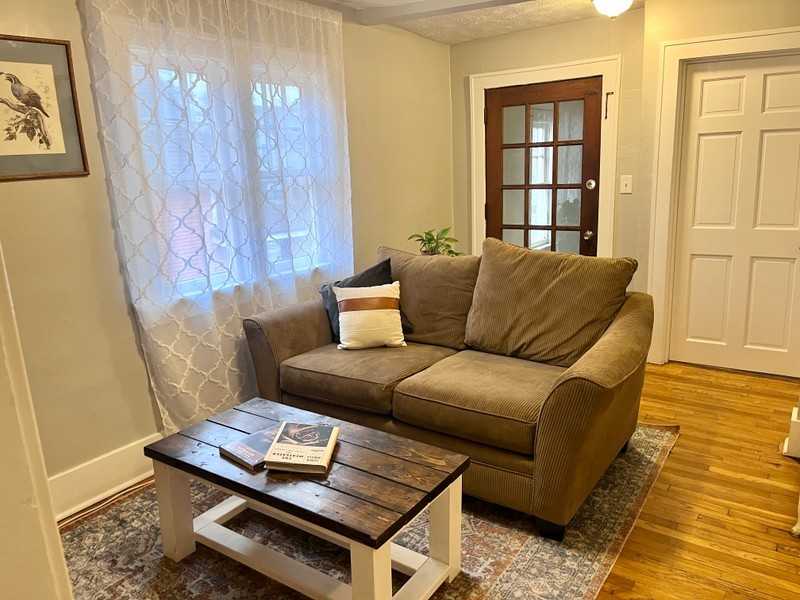 715 Union Ave Se #715 - Photo 2 of 11