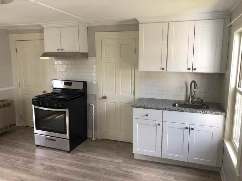 6 Maple Ave #D - Photo 3 of 10