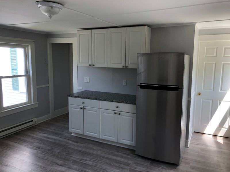 6 Maple Ave #D - Photo 5 of 10