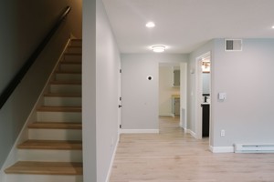 featured image of 20 E Ridge Rd