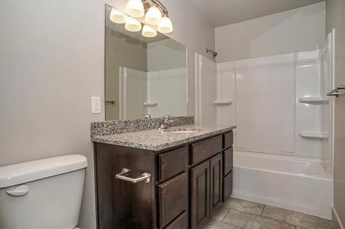966 W 1075 S #14 - Photo 3 of 6
