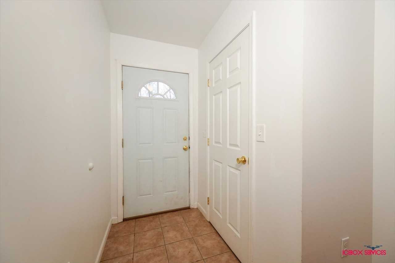 6100 E Chinook Ave #A - Photo 2 of 20