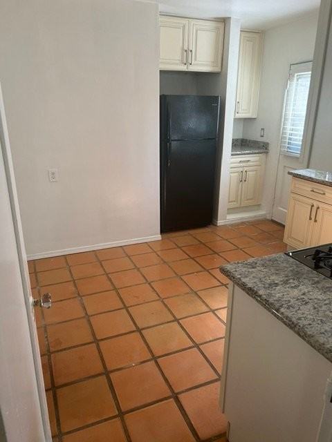620 Alexander St - Photo 7 of 15