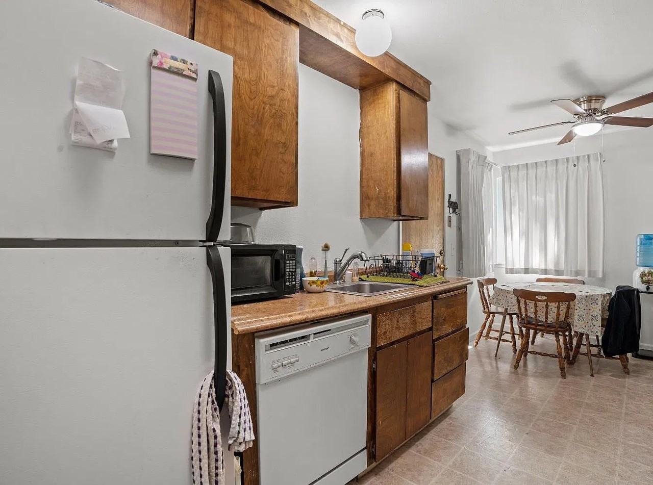 9 Jackson St #1 - Photo 5 of 12