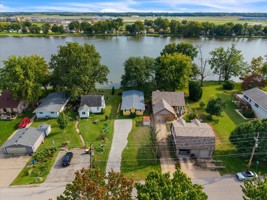 featured image of 1708 N Shore Dr