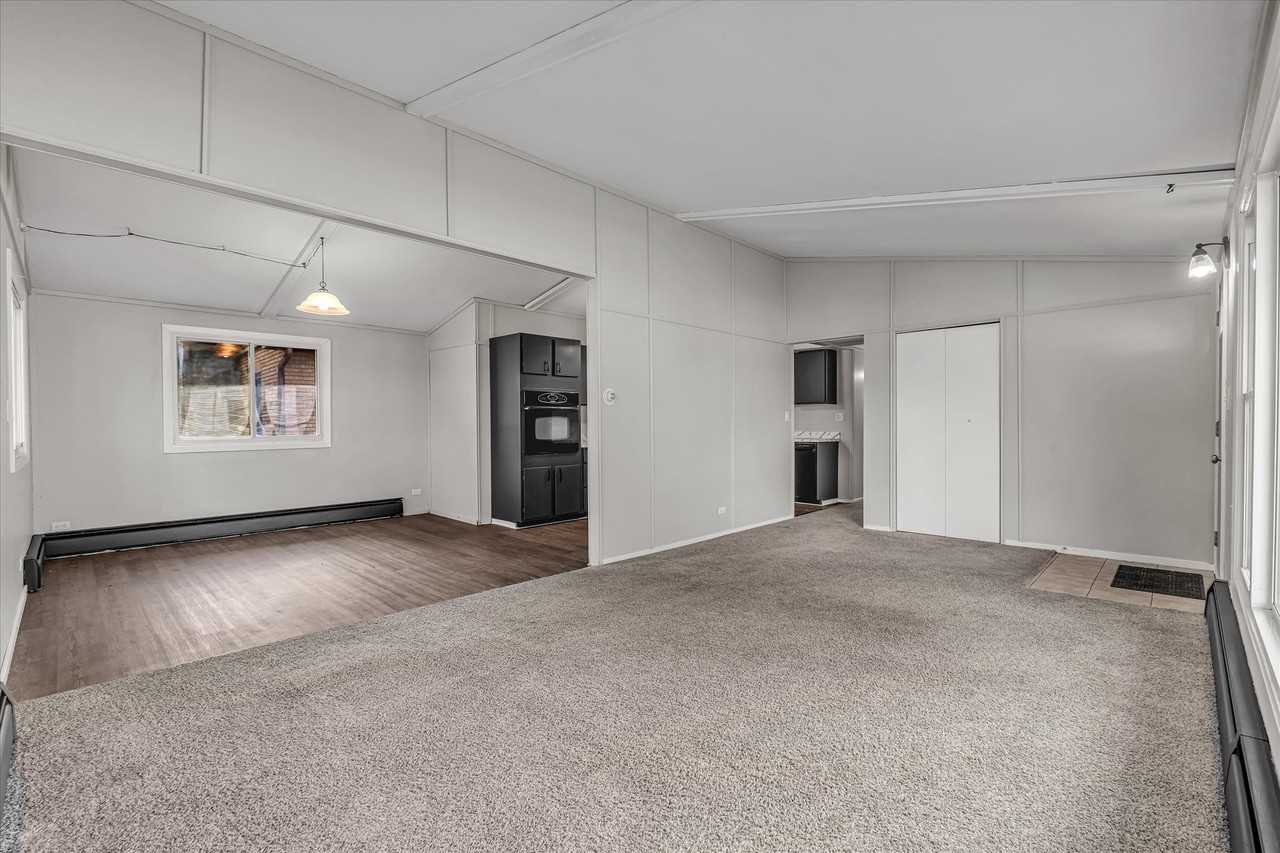 1708 N Shore Dr - Photo 5 of 19
