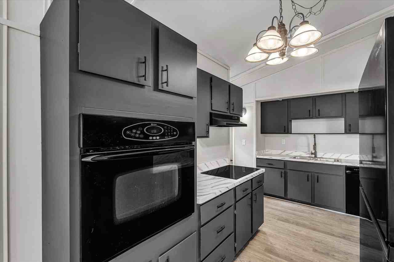 1708 N Shore Dr - Photo 6 of 19