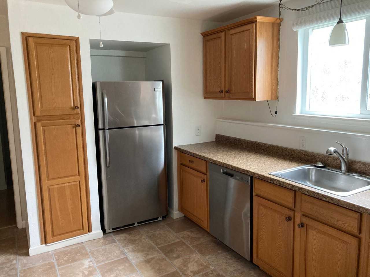4645 Pennsylvania Ave #B - Photo 7 of 18