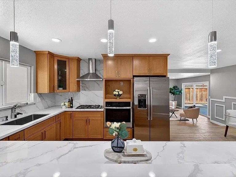 3146 Marten Ave - Photo 3 of 21
