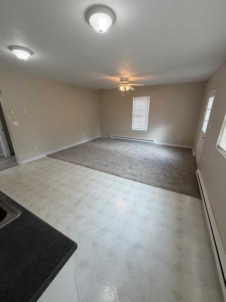 23 Washington St #4 - Photo 4 of 14