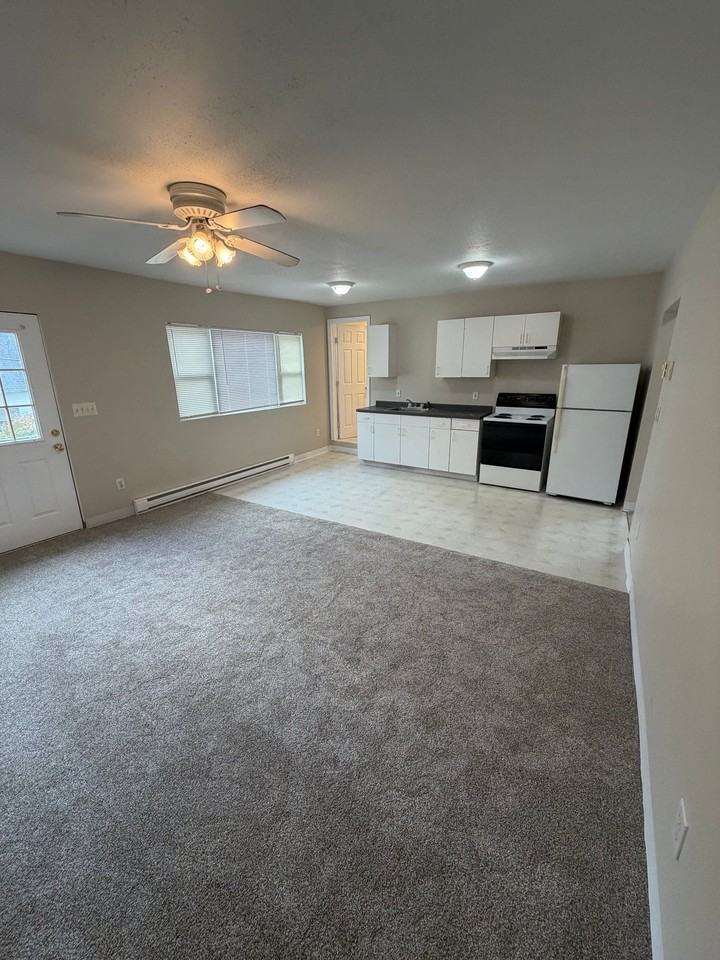 23 Washington St #4 - Photo 5 of 14