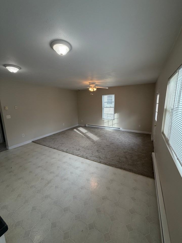 23 Washington St #4 - Photo 7 of 14