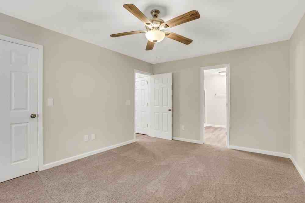 766 Reeves Lake Dr Sw - Photo 5 of 8