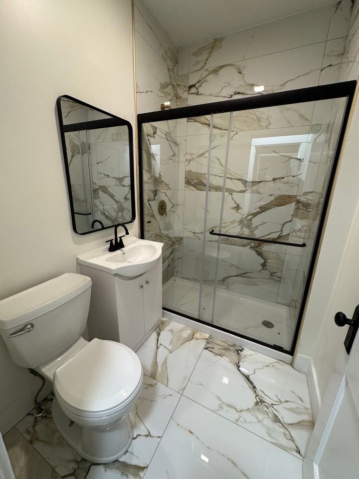 2745 S 10th St - Photo 6 of 11