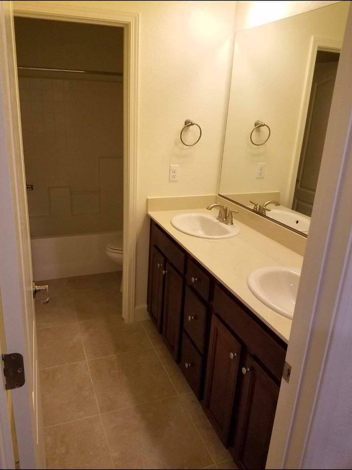 2566 Michelangelo Dr - Photo 7 of 20