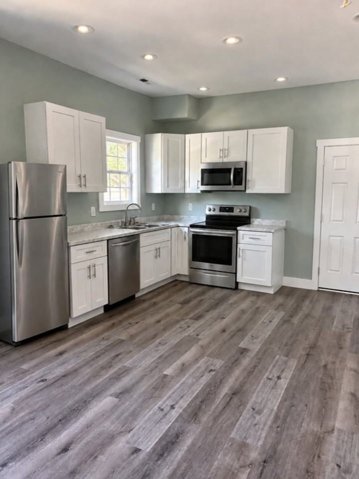 214 Nimocks Ave - Photo 4 of 7
