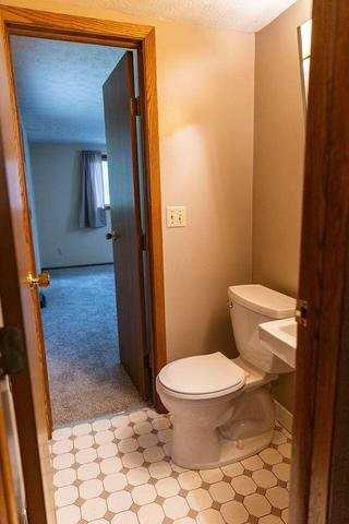 1123 N High St - Photo 7 of 14