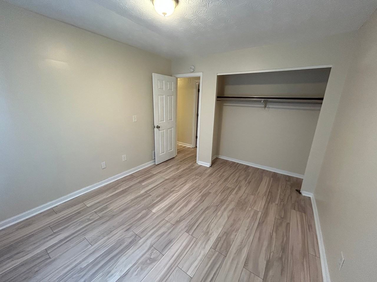 1178 Millcreek Dr - Photo 5 of 9
