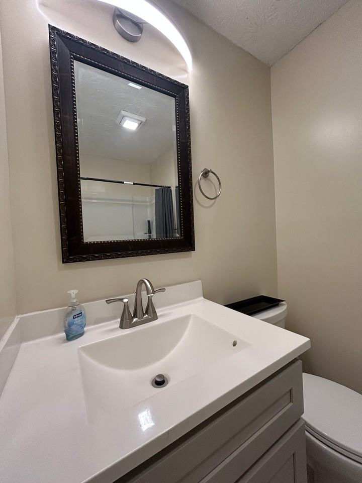 1178 Millcreek Dr - Photo 6 of 9