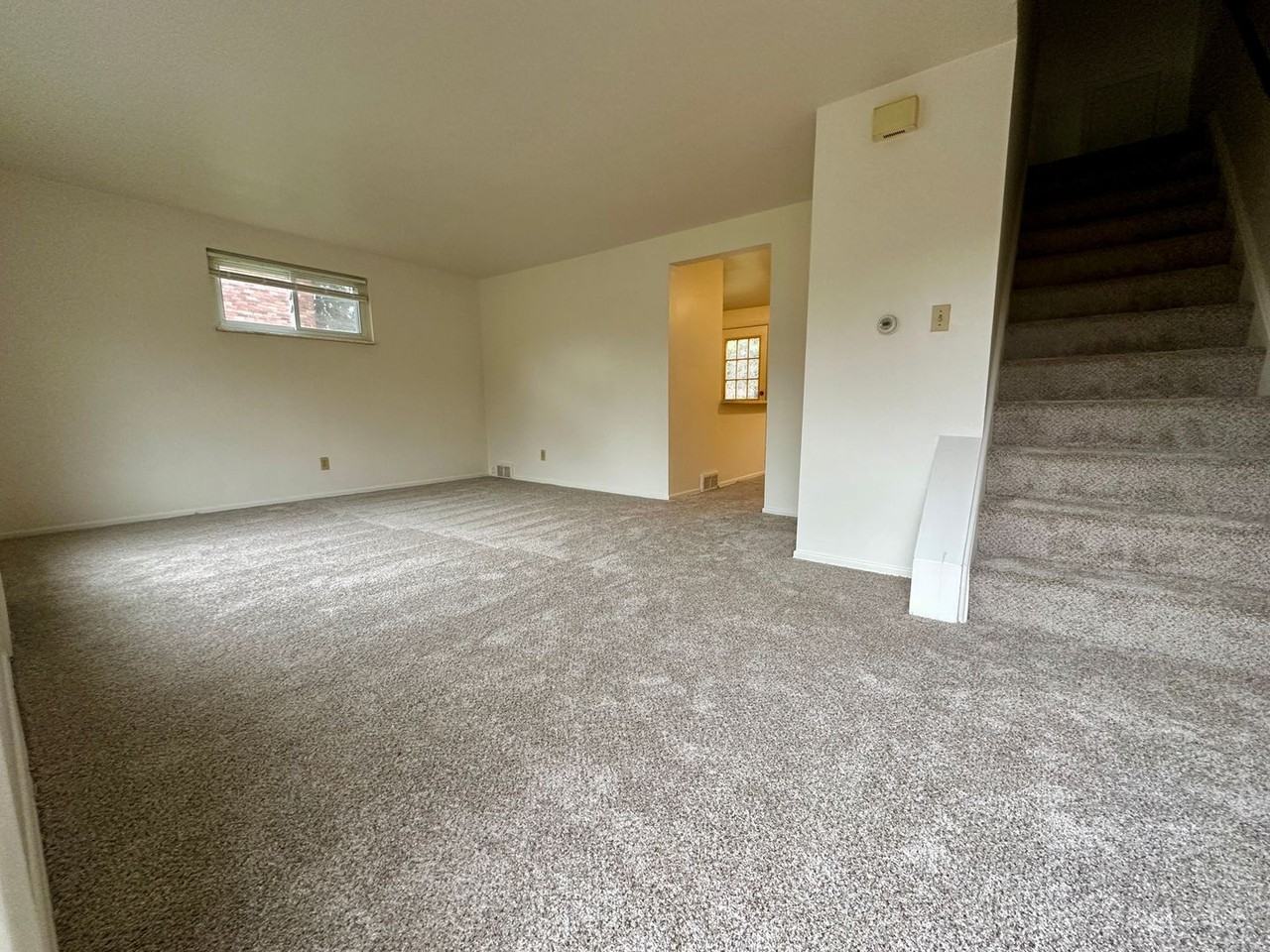 341 Chapel Pl - Photo 5 of 13