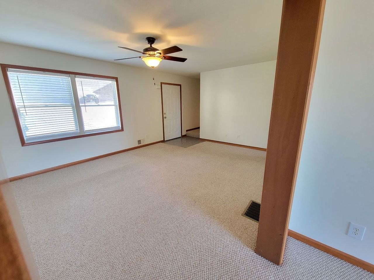 10 Riddle Ct - Photo 6 of 17
