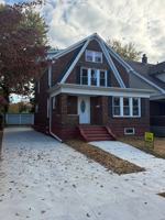 featured image of 711 Lincoln Ave