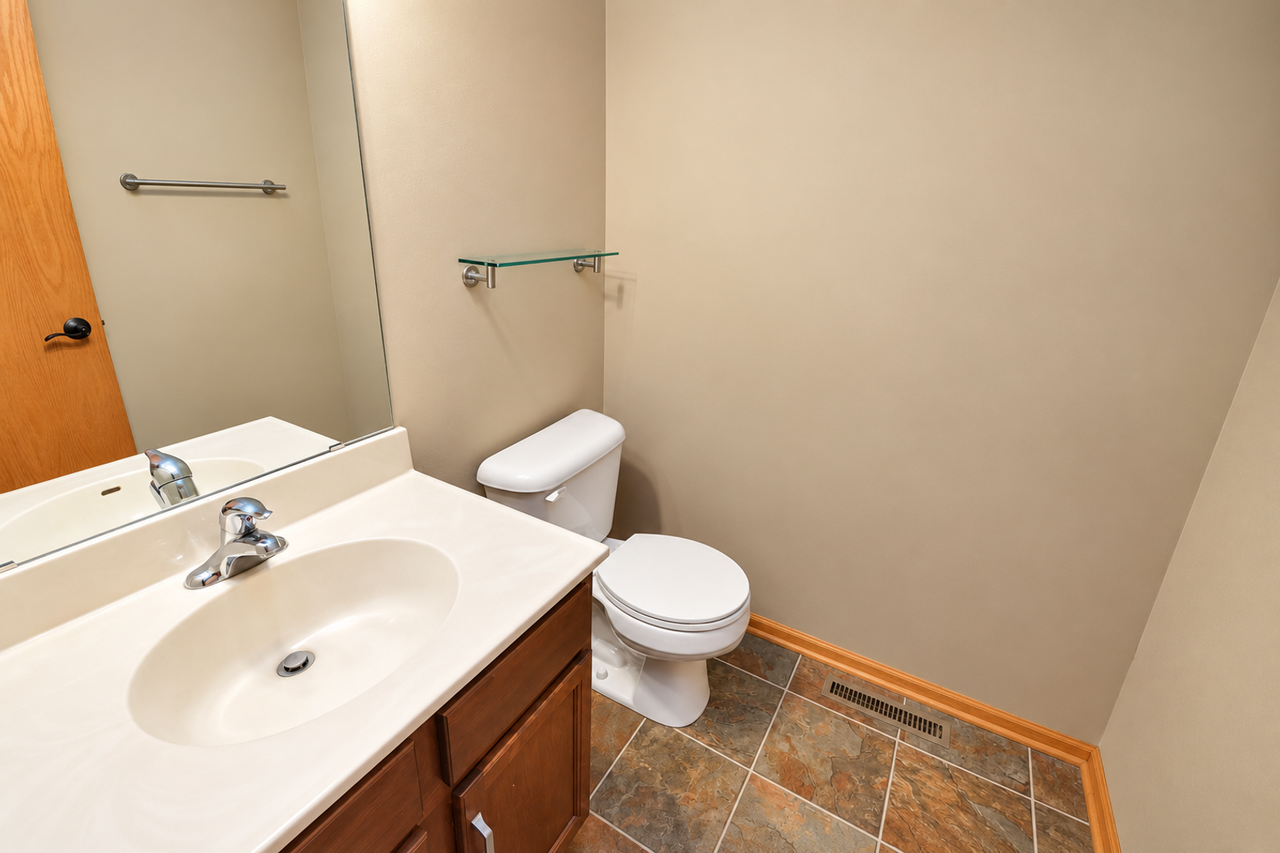 4417 Heritage Pl Nw - Photo 5 of 14