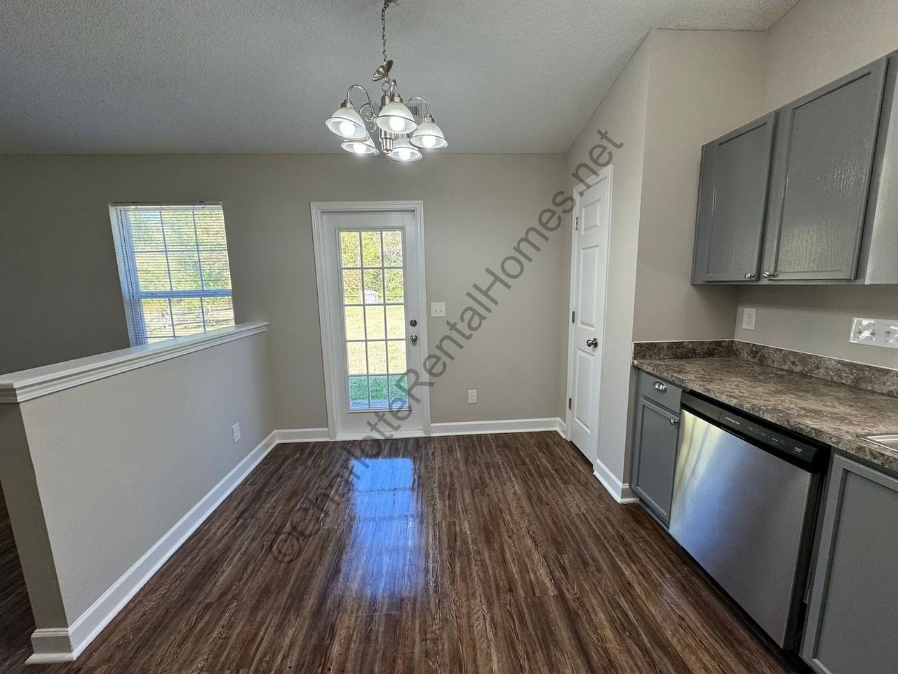 1441 Mandy Place Ct - Photo 5 of 11