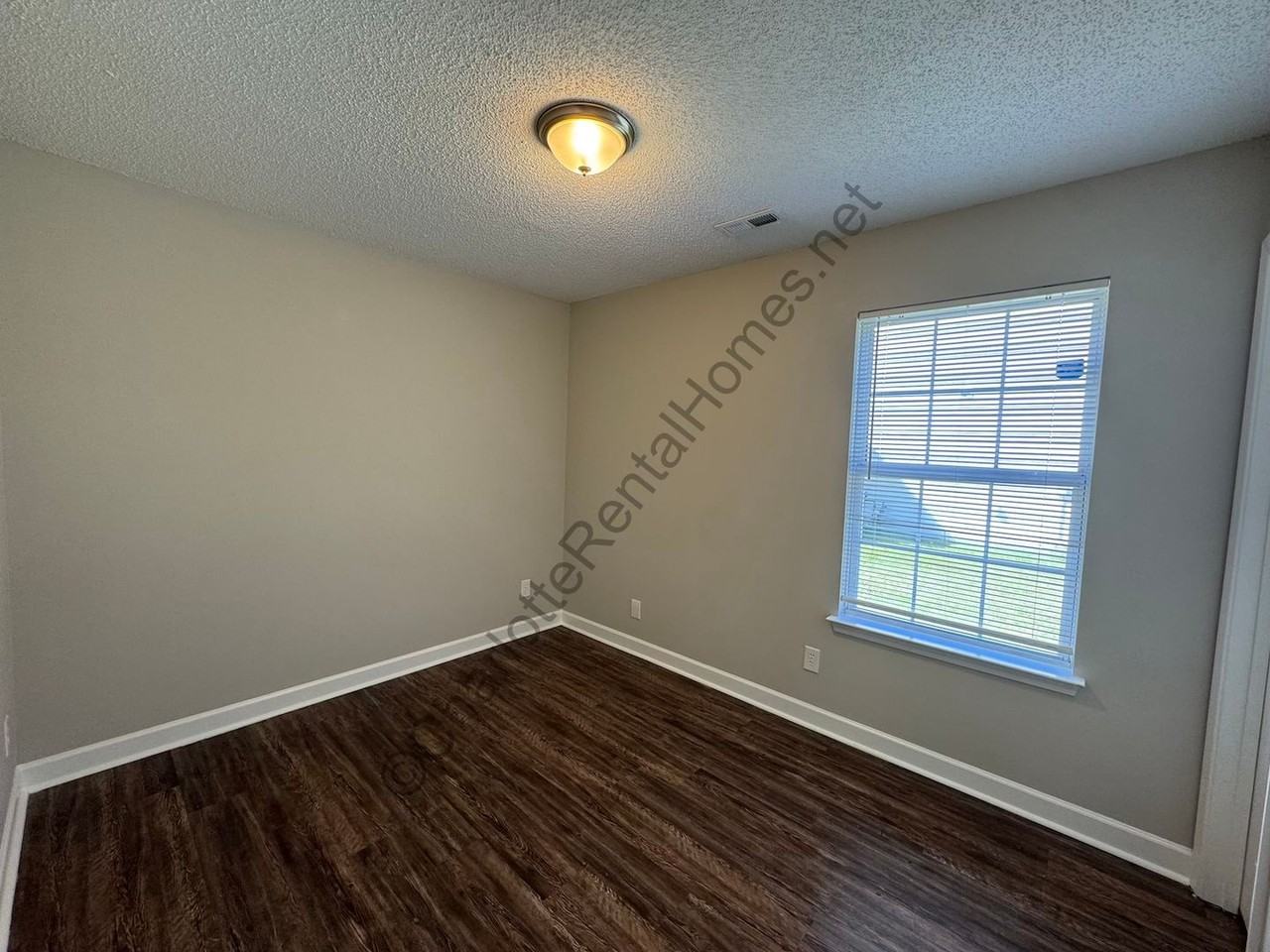 1441 Mandy Place Ct - Photo 7 of 11