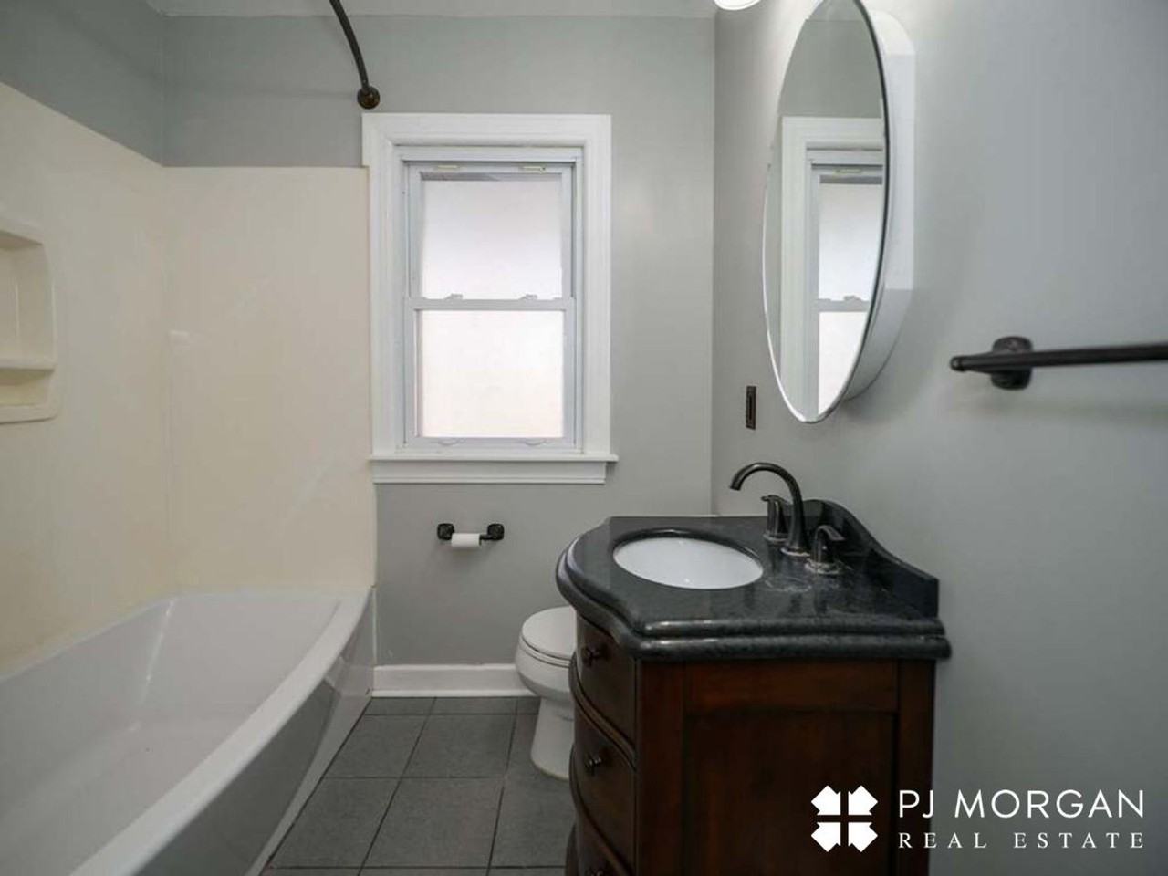 6456 Poppleton Ave - Photo 7 of 9