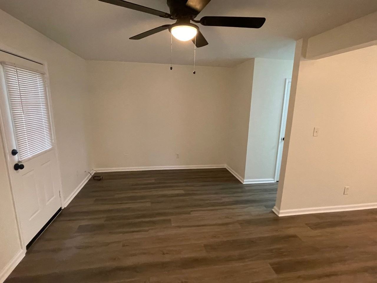 1703 Riverside Ct Ne - Photo 5 of 15