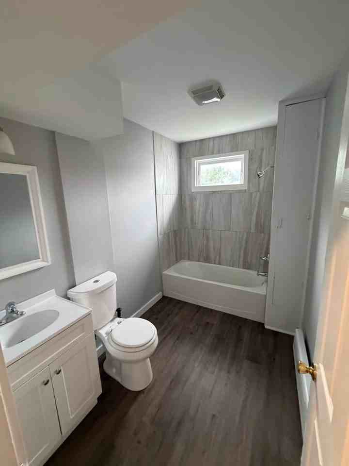 72 Cottage St - Photo 2 of 12