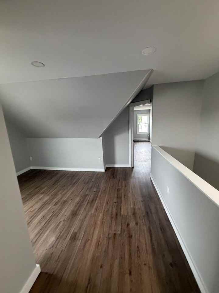 72 Cottage St - Photo 4 of 12