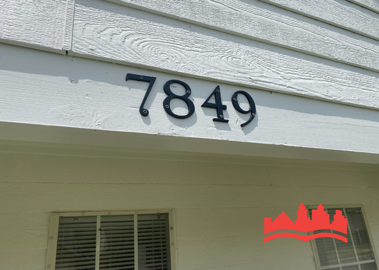 7849 Mary Payton Dr - Photo 2 of 25