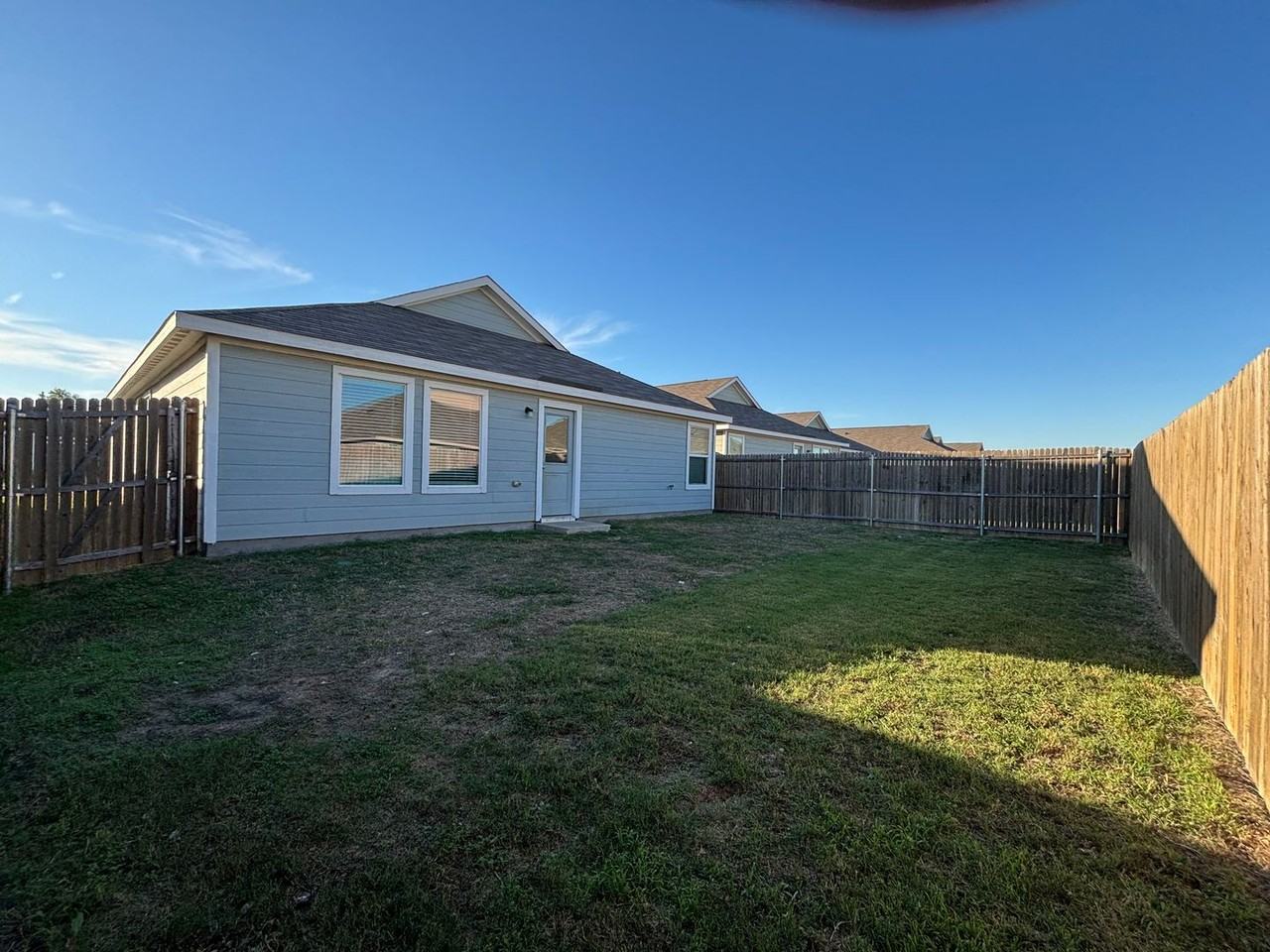 1419 Cherry Bark Dr - Photo 2 of 27