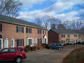 1439 King Charles Dr - Photo 1 of 1