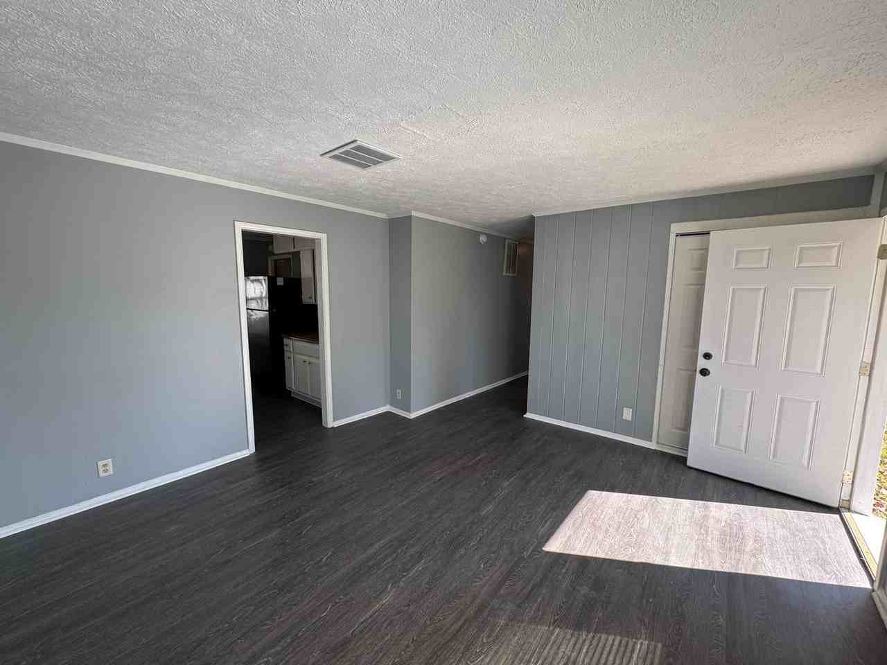 5512 E Rawles Ter - Photo 3 of 28