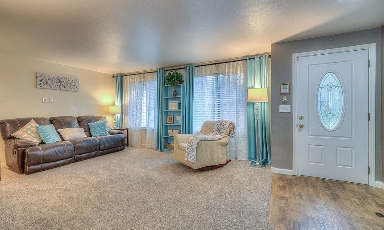 13514 91st Avenue Ct Nw - Photo 3 of 16