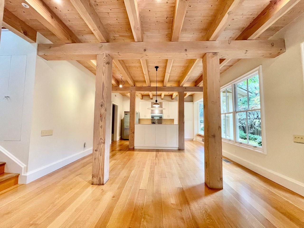 68 Sycamore Ave - Photo 4 of 36