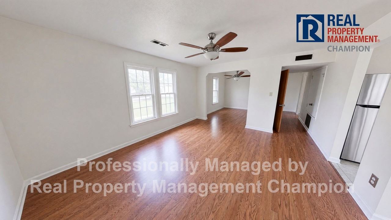 1620 N 26th St - Photo 3 of 18