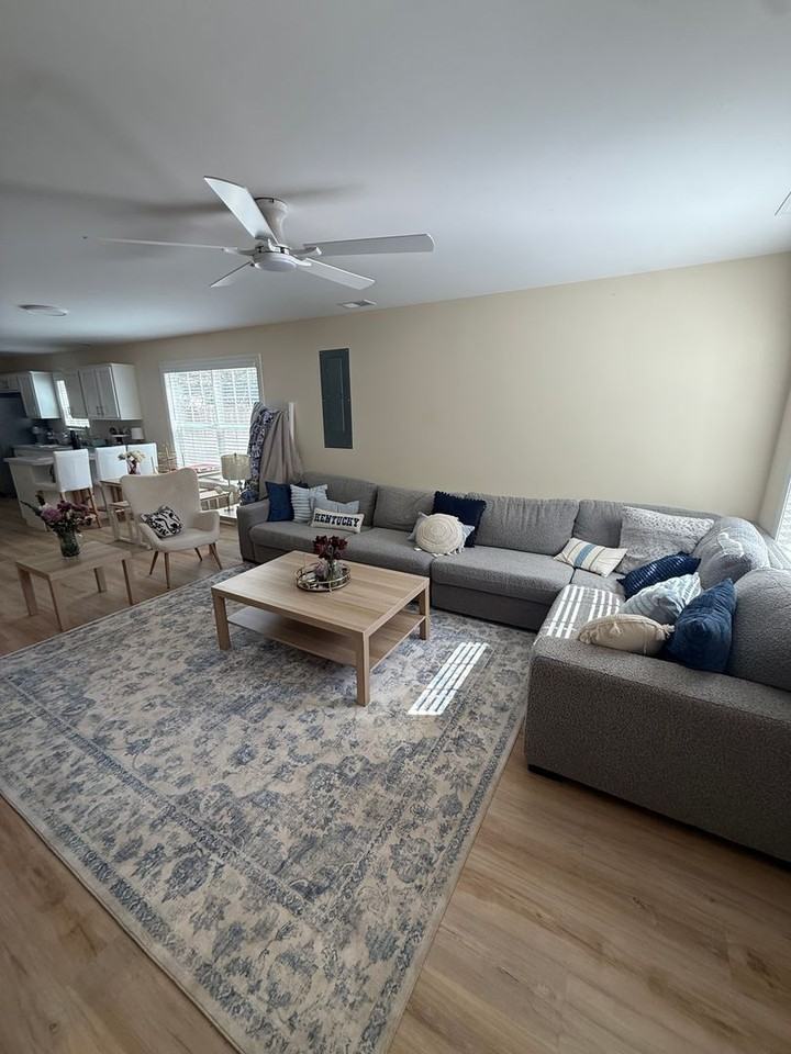 626 Addison Ave - Photo 2 of 10