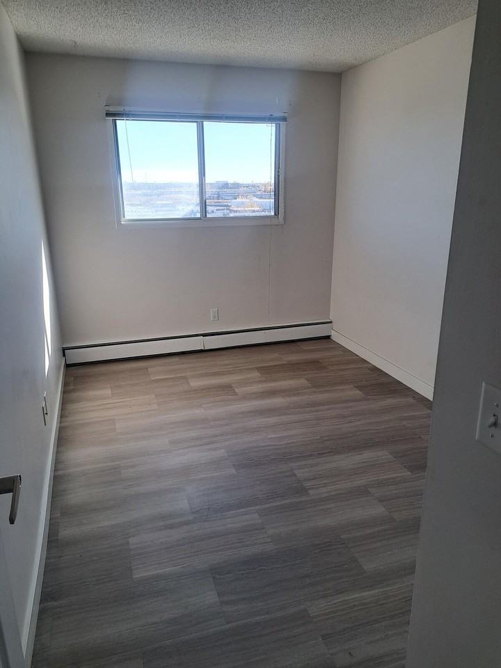 3606 Erlton Crt Sw - Photo 3 of 8
