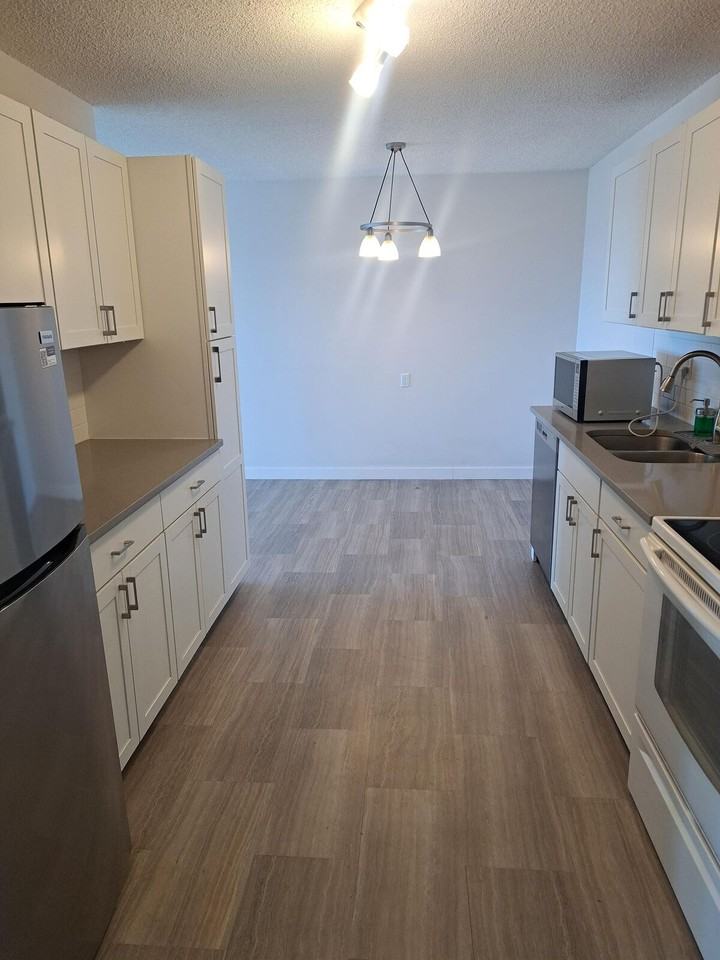3606 Erlton Crt Sw - Photo 4 of 8