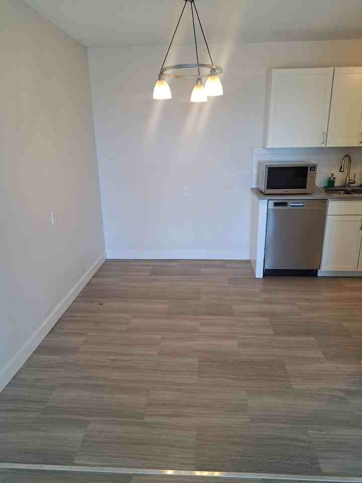 3606 Erlton Crt Sw - Photo 7 of 8