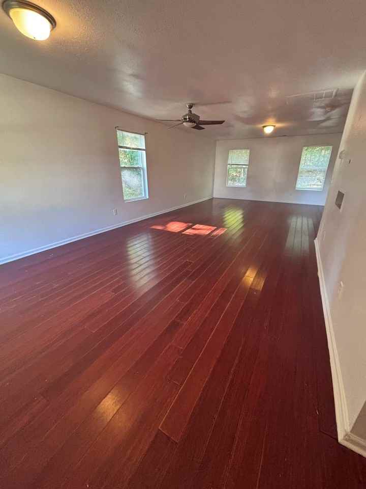 617 Annalinde Ln #NA - Photo 2 of 18