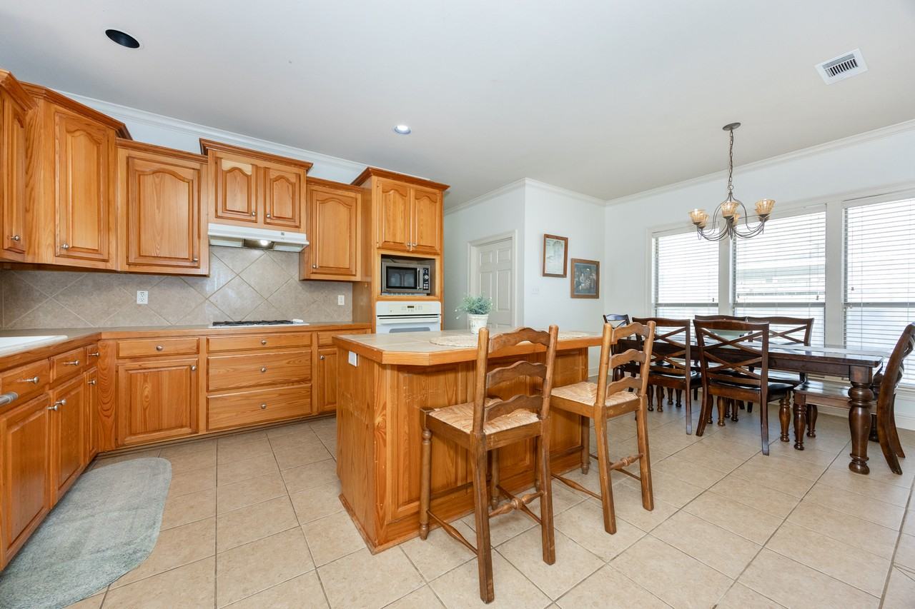 12360 Old Millstone Dr #NA - Photo 5 of 30
