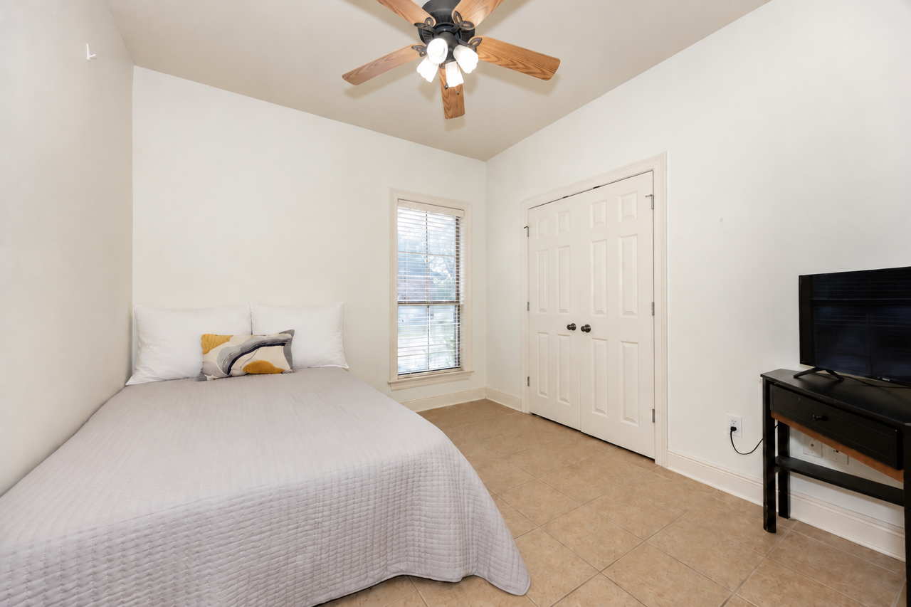 12360 Old Millstone Dr #NA - Photo 6 of 30