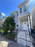 featured image of 31 E 13th St #2
