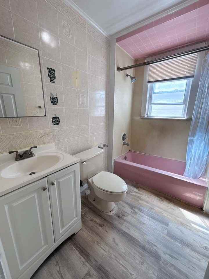 31 E 13th St #2 - Photo 4 of 10