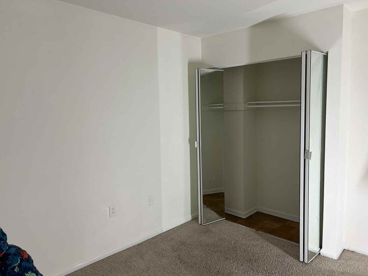 1032 W Side Dr #28E - Photo 6 of 20